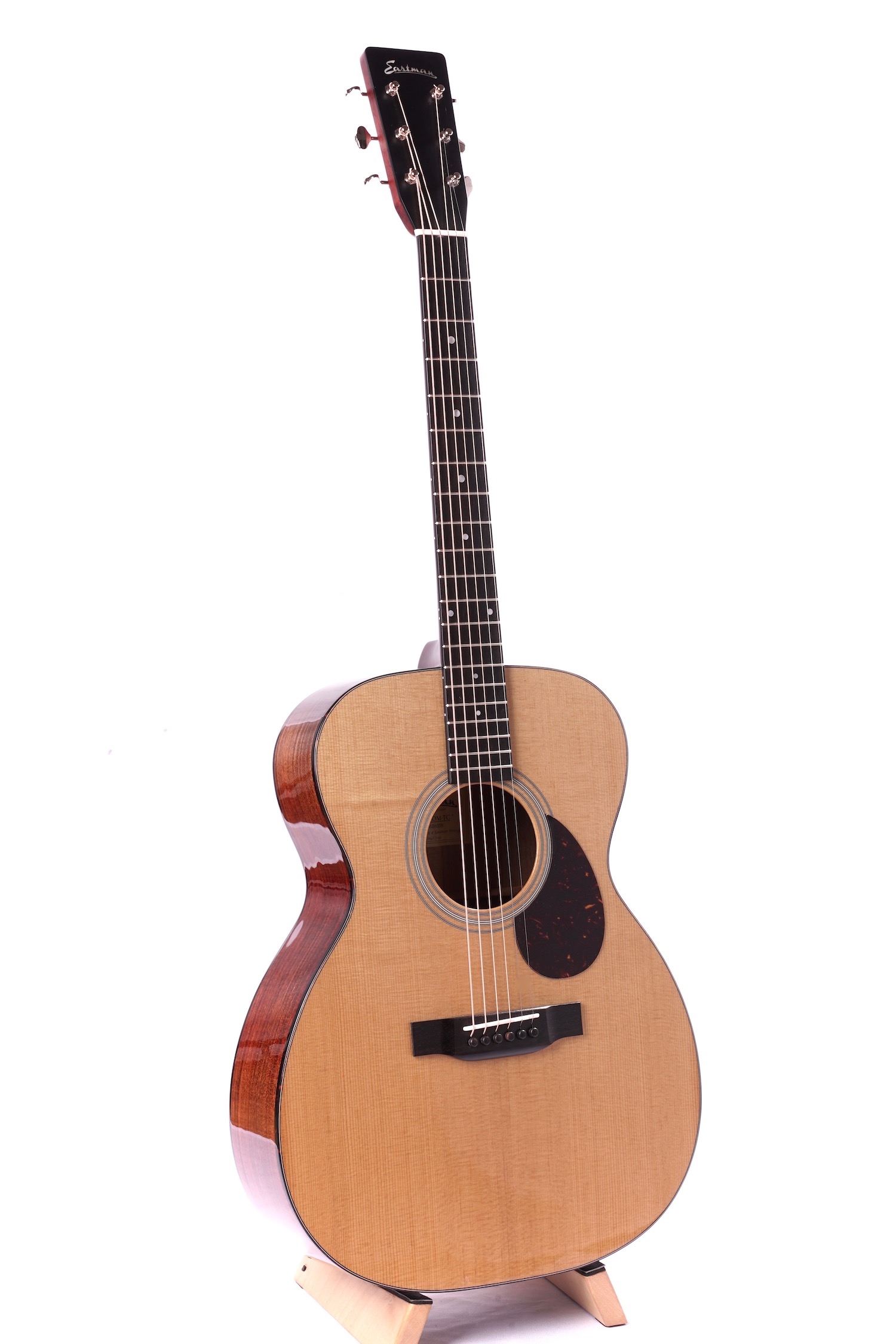 Westerngitarre - Eastman E6 OM TC