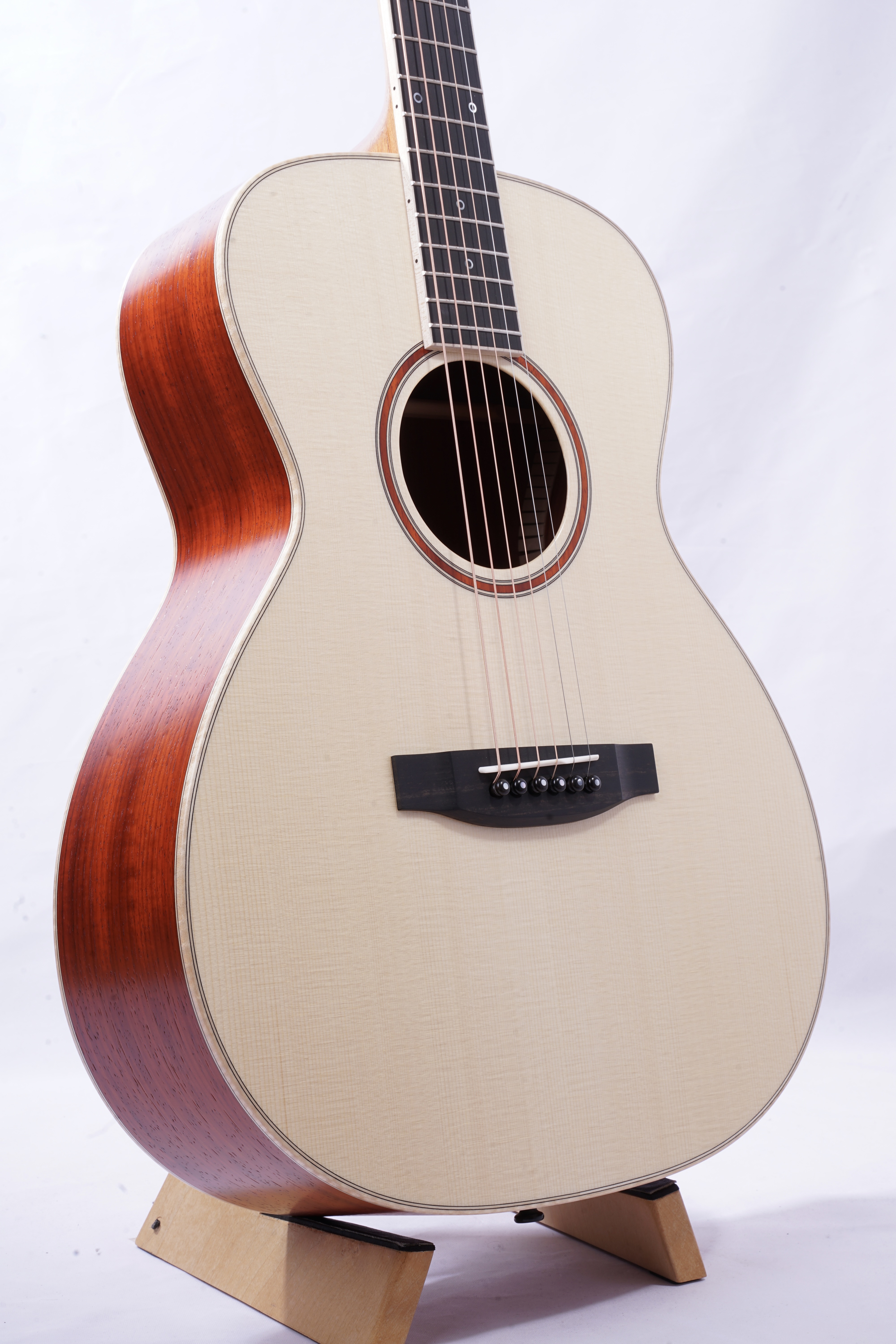 Westerngitarre - Lakewood M-34 Custom