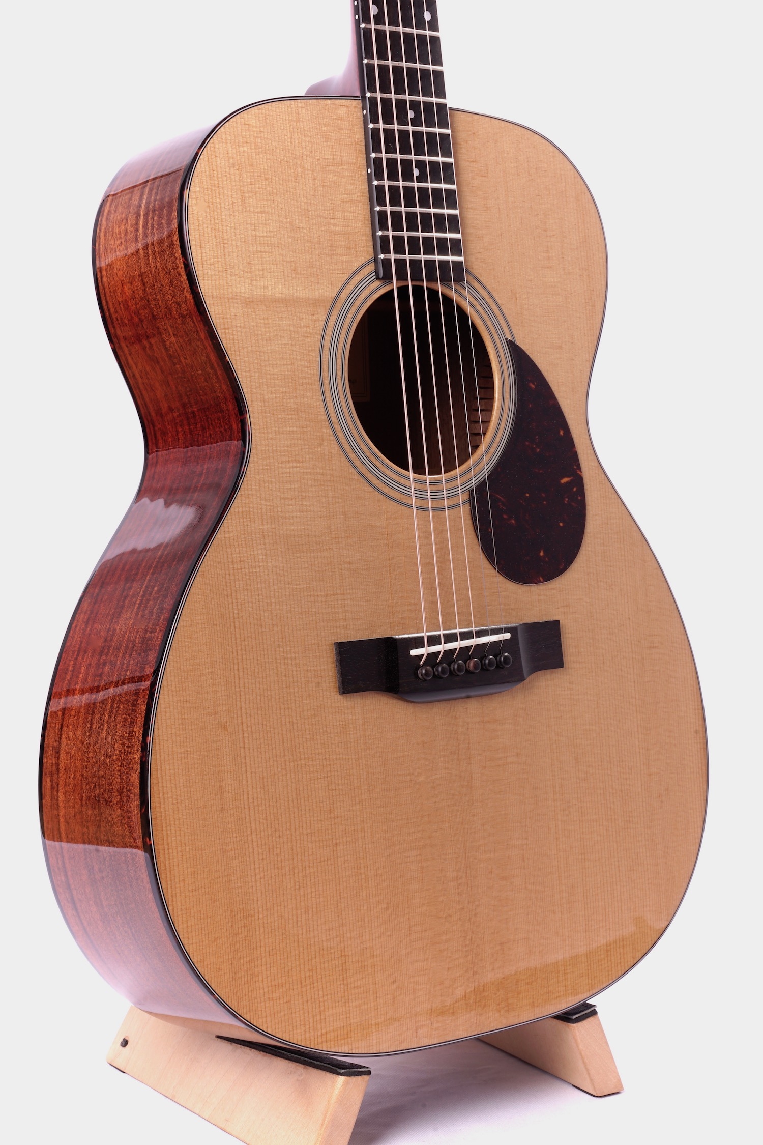 Westerngitarre - Eastman E6 OM TC