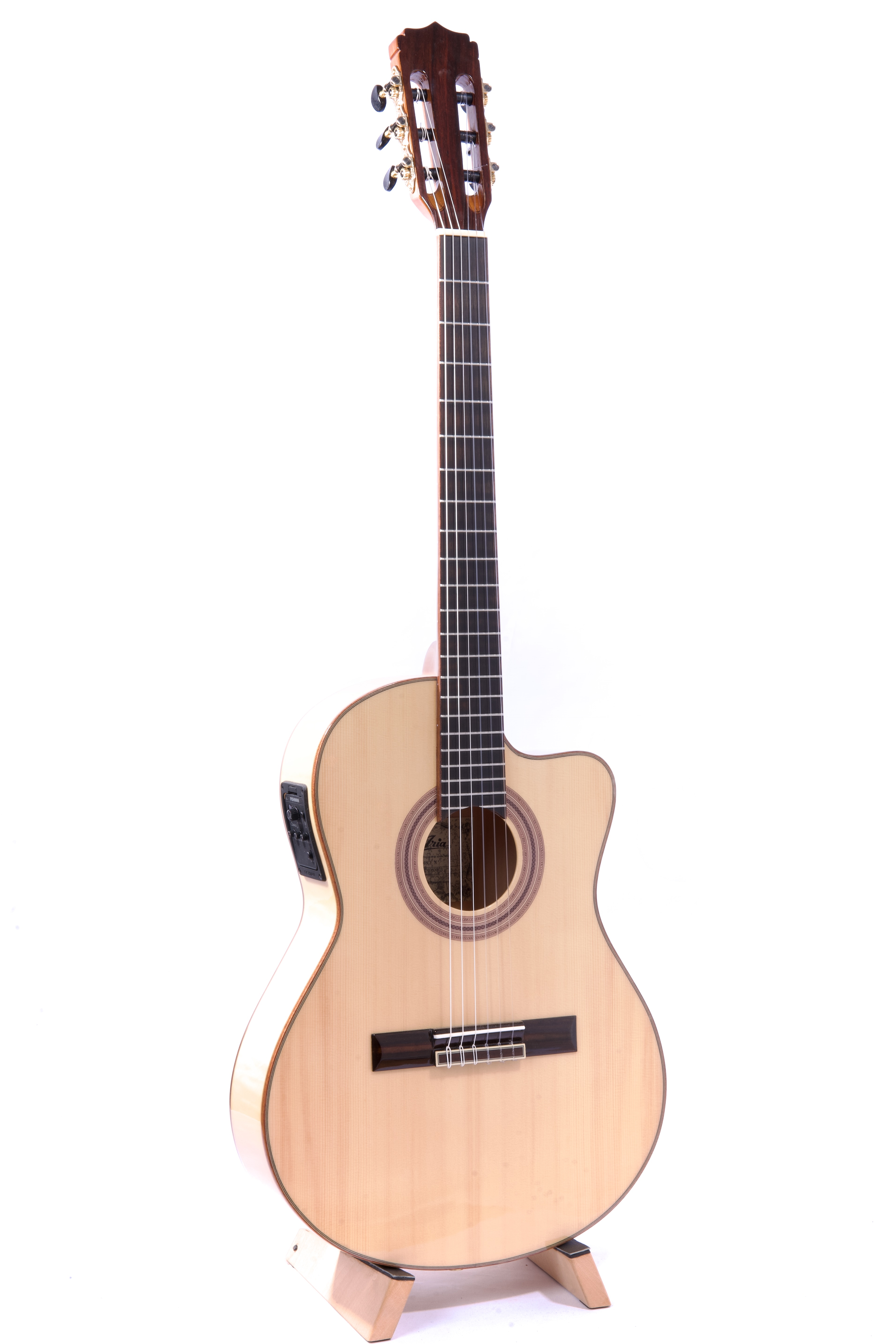 Konzertgitarre - Aria A48CE thin body