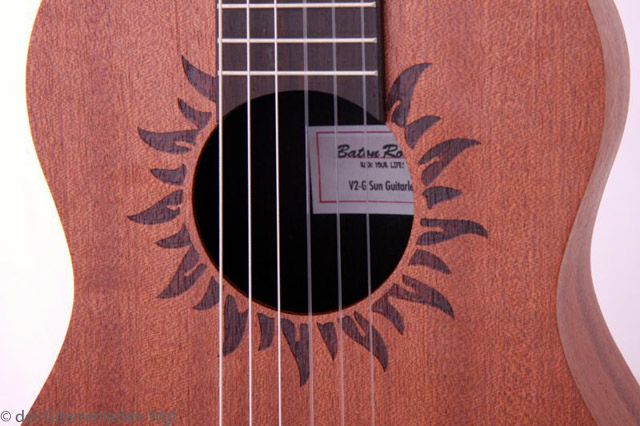 Ukulele - Baton Rouge V2-G Sun Guitarlele