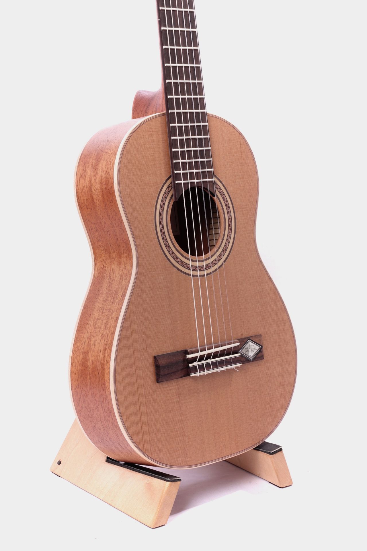 Konzert Gitarren oder Spanische Gitarren, auch klassische Gitarren